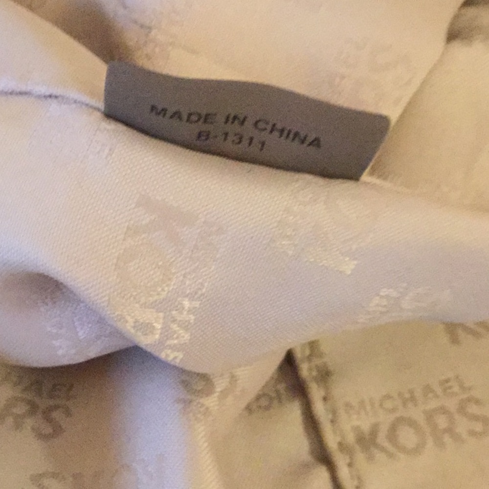 Michael Kors satchel Bag - Picture 8 of 8